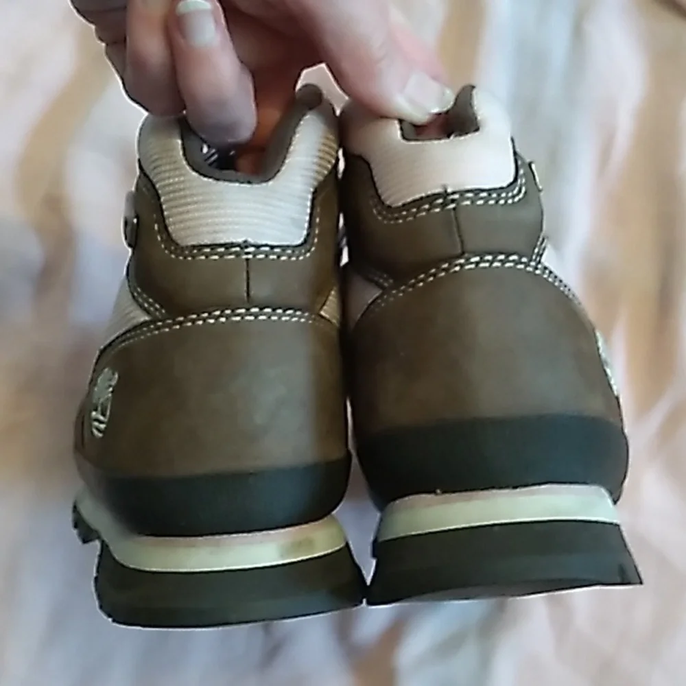 🩷🥾 Women's Timberland leather hiking shoes brown pinkish peach size 7.5.🩷🥾 - Picture 6 of 13